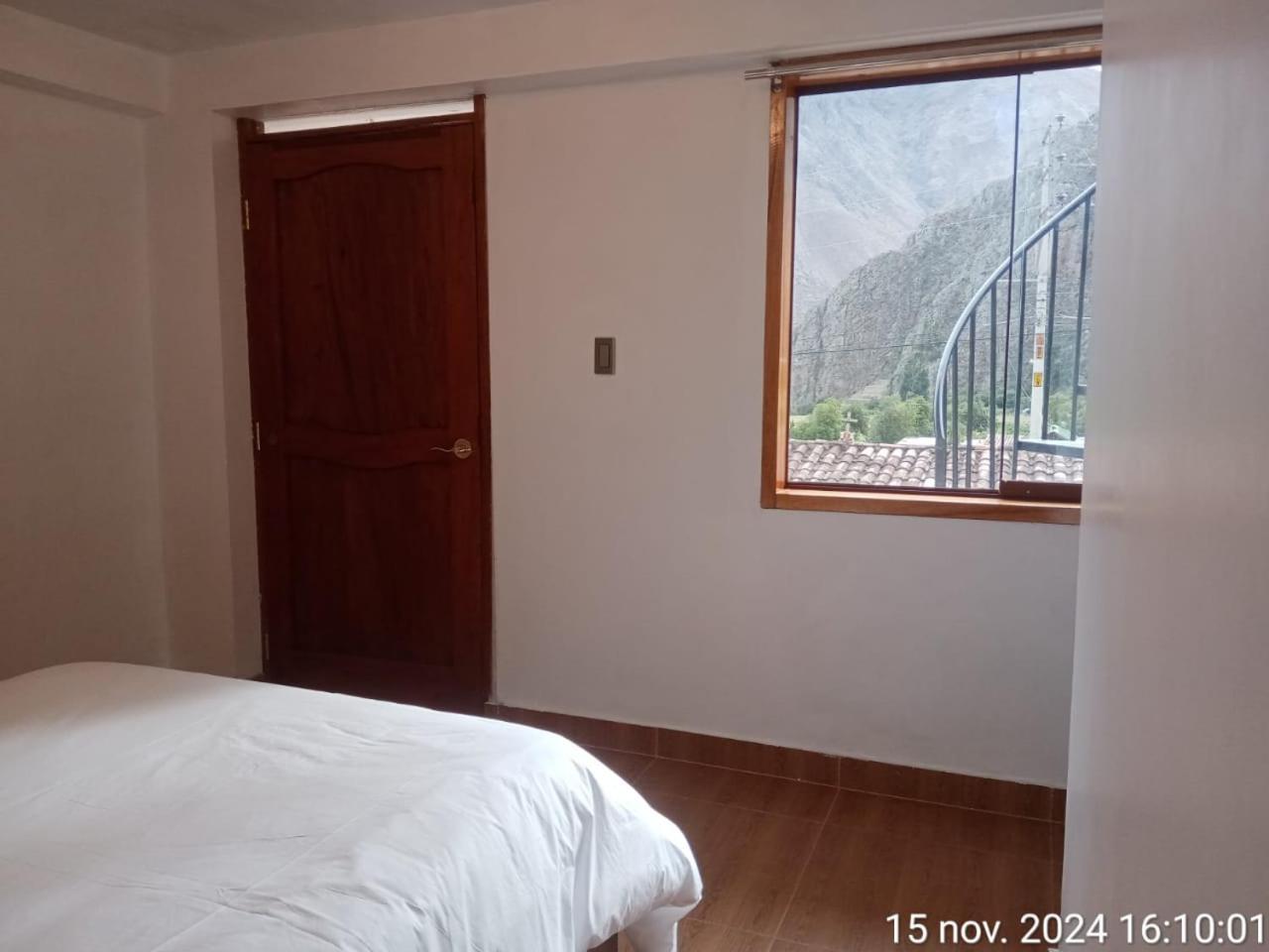 オランテイタンボ Casa Urqu Bed & Breakfast エクステリア 写真